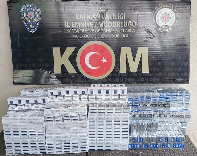 KAÇAK SİGARA VE TELEFON ELE GEÇİRİLDİ
