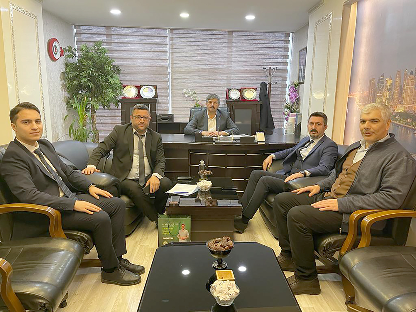 BAŞKAN ÇİFTÇİ “ESNAFLARIMIZA HİZMETE DEVAM EDİYORUZ”