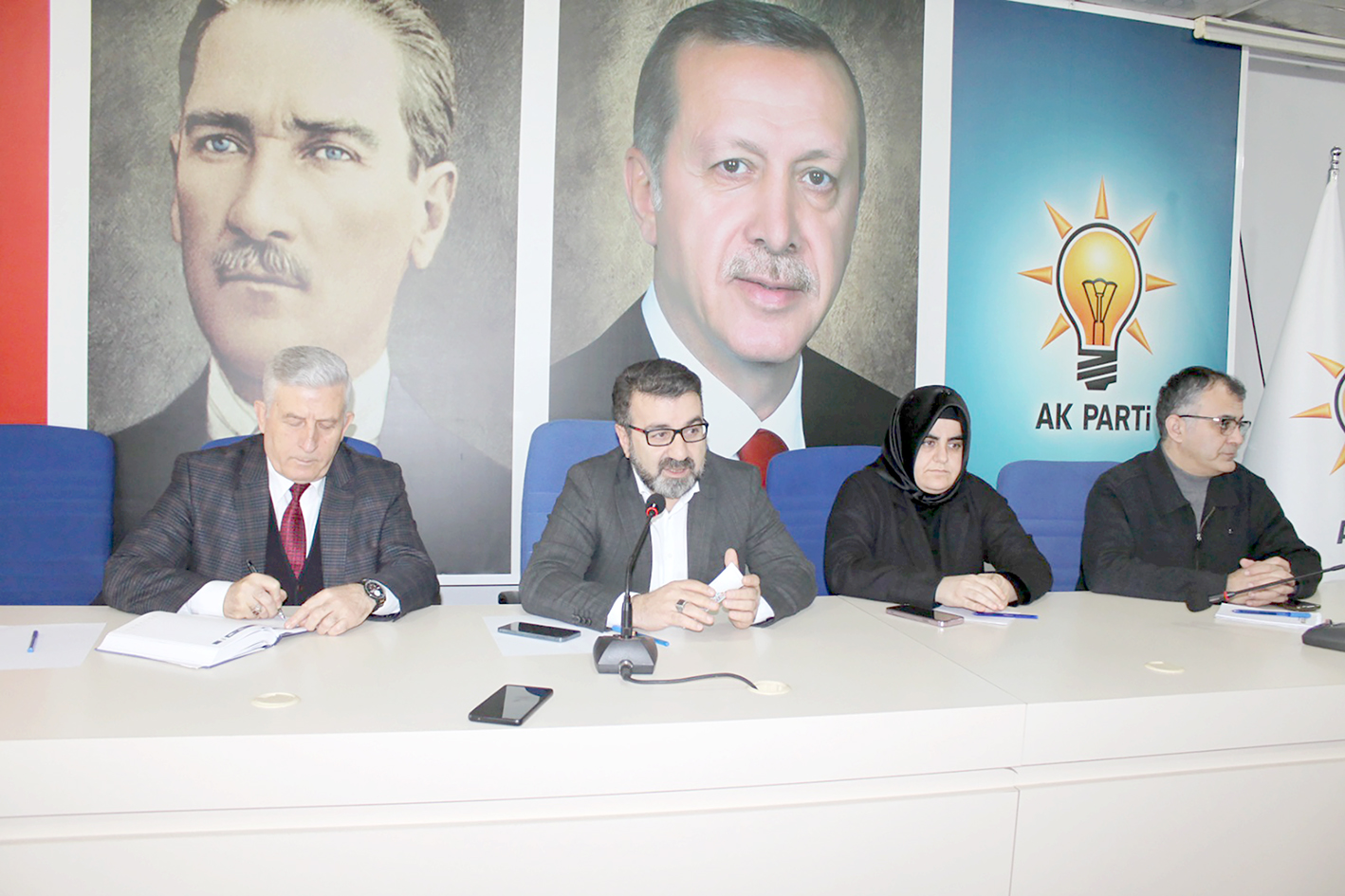 BAŞKAN GÜR “HEDEFİMİZ 11 BELEDİYENİN HEPSİNİ ALMAK”