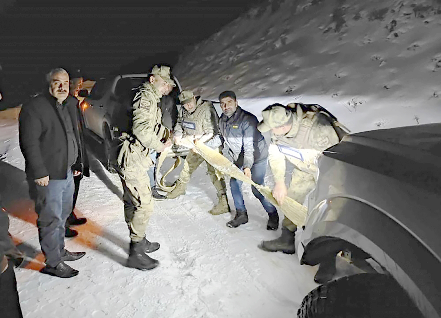 DONMAK ÜZEREYKEN KURTARILDILAR