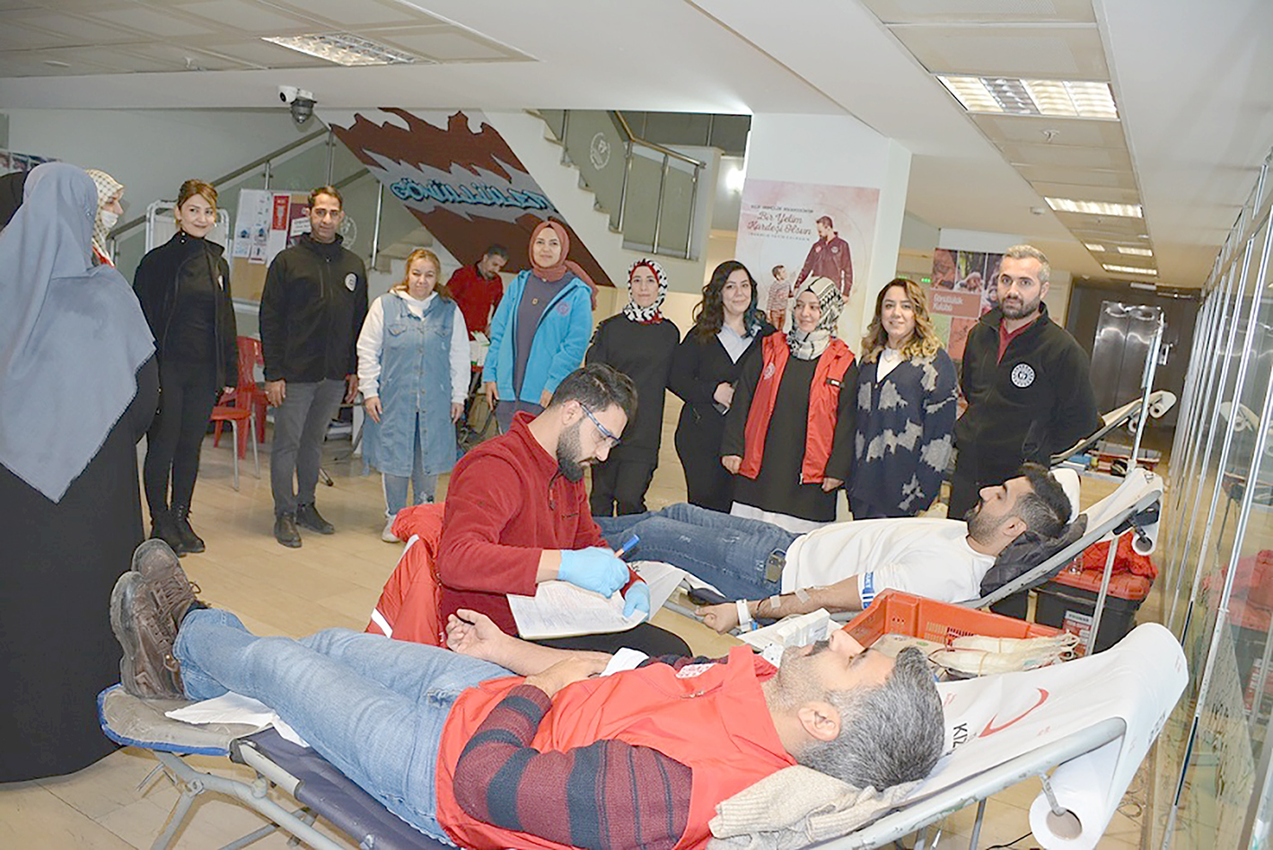 GENÇLİKTEN KAN BAĞIŞI SEFERBERLİĞİ