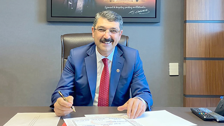 VEKİL NASIROĞLU “YENİ YILDA DA BATMAN’A YAKIŞIR HİZMETLERİ KAZANDIRMAK İÇİN ÇALIŞACAĞIZ”