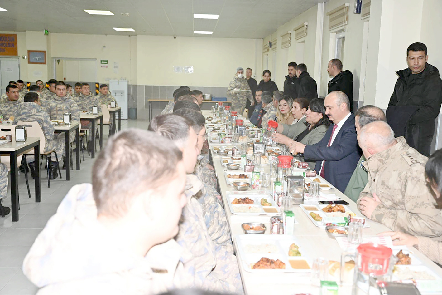 VALİ CANALP’TAN YILBAŞI MESAİSİ