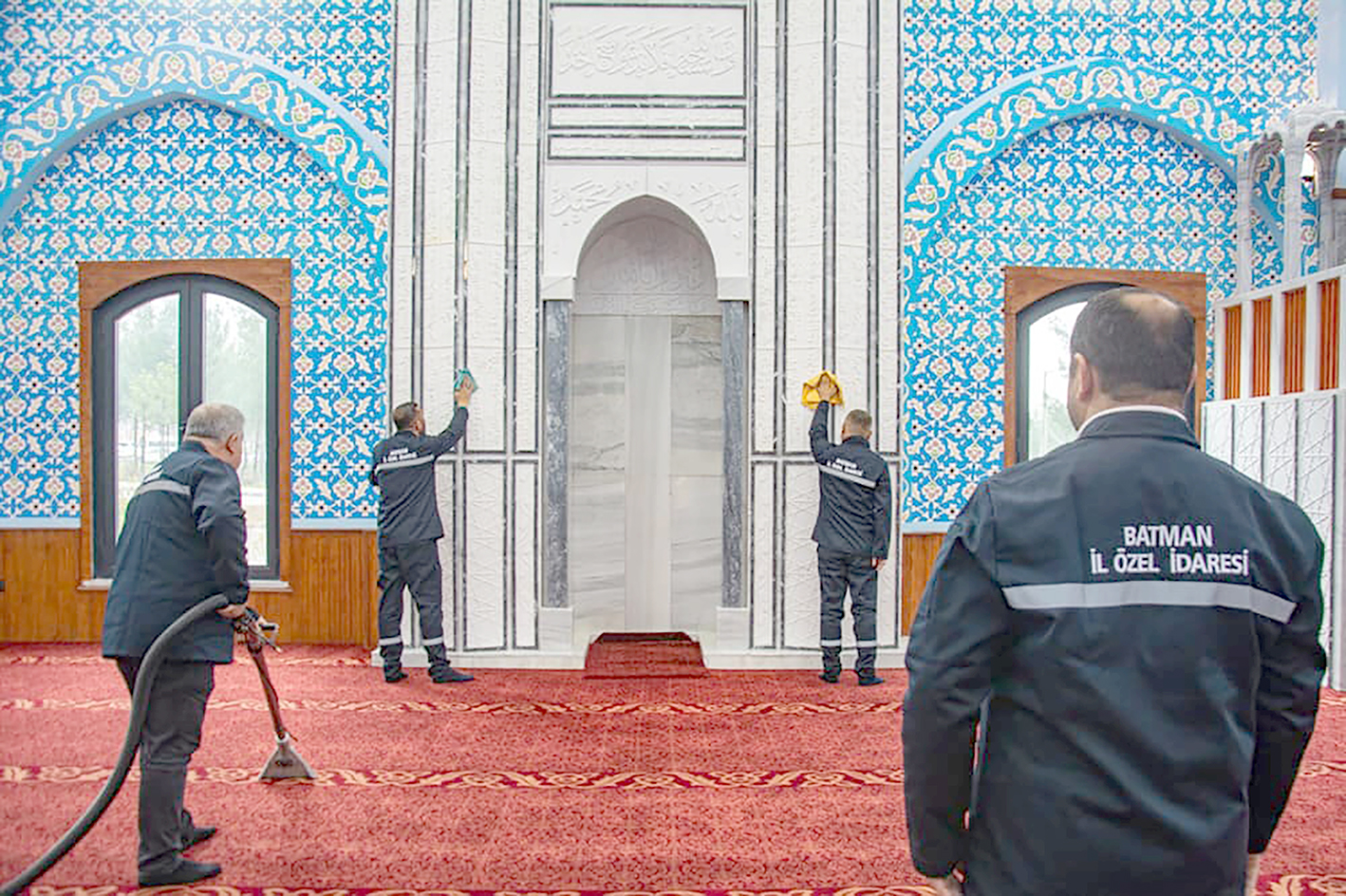 CAMİLERDE TEMİZLİK ÇALIŞMALARI DEVAM EDİYOR