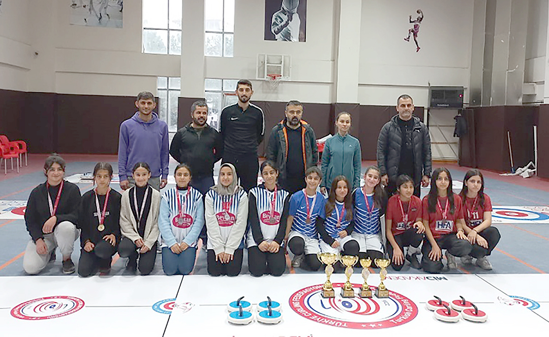 FLOOR CURLİNG’İN YILDIZLARI BELLİ OLDU