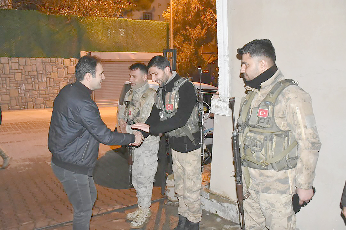 KAYMAKAM METE, YENİ YILA GÜVENLİK GÜÇLERİYLE GİRDİ