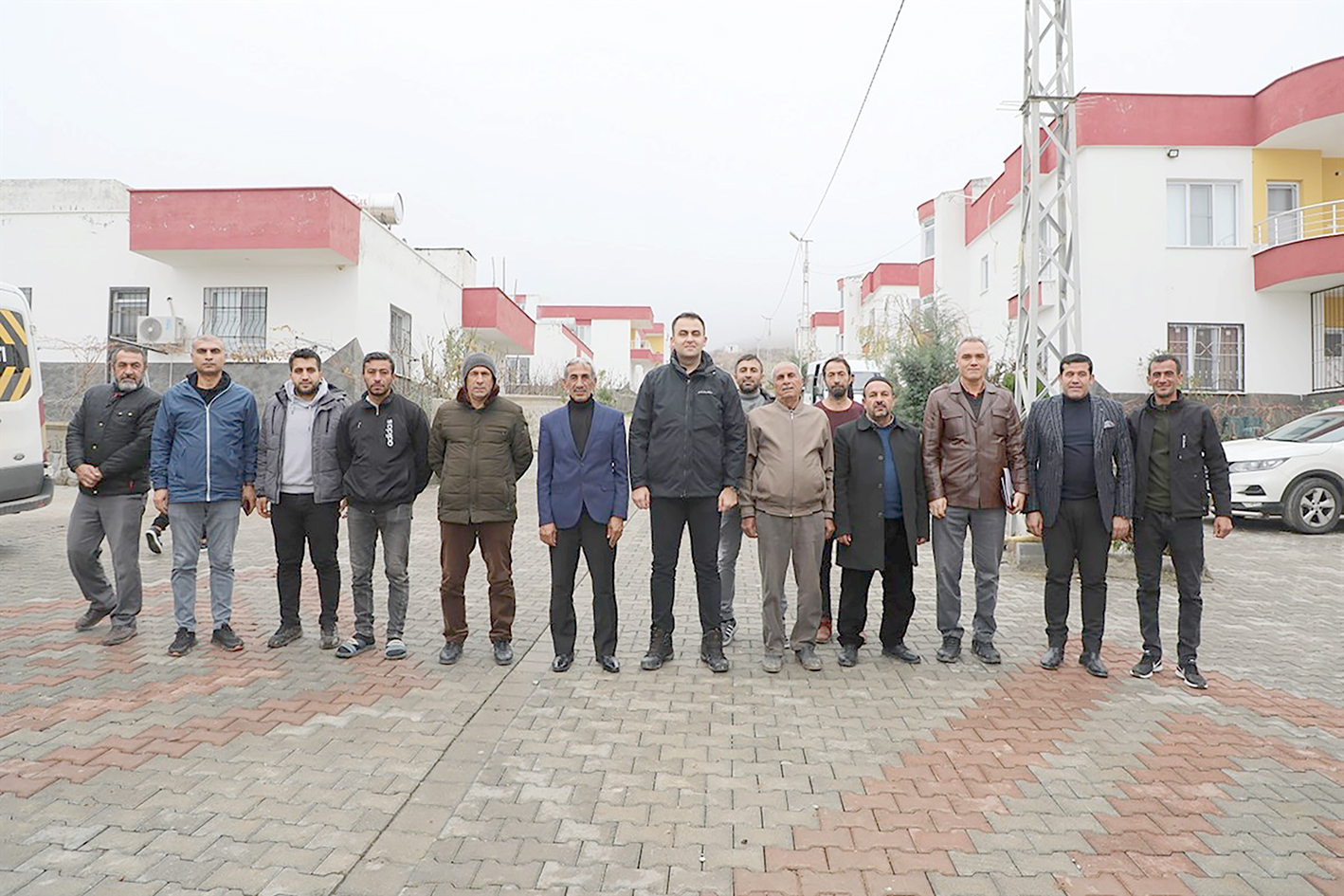 KAYMAKAM, KÖYLÜLERİ DİNLEDİ