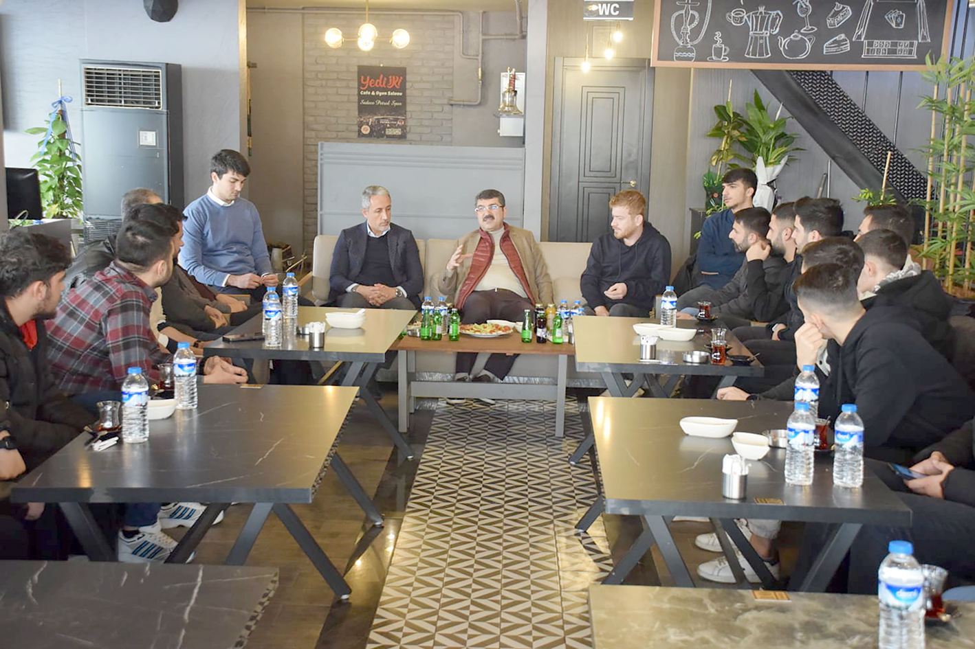 NASIROĞLU, TARAFTARLARLA BULUŞTU