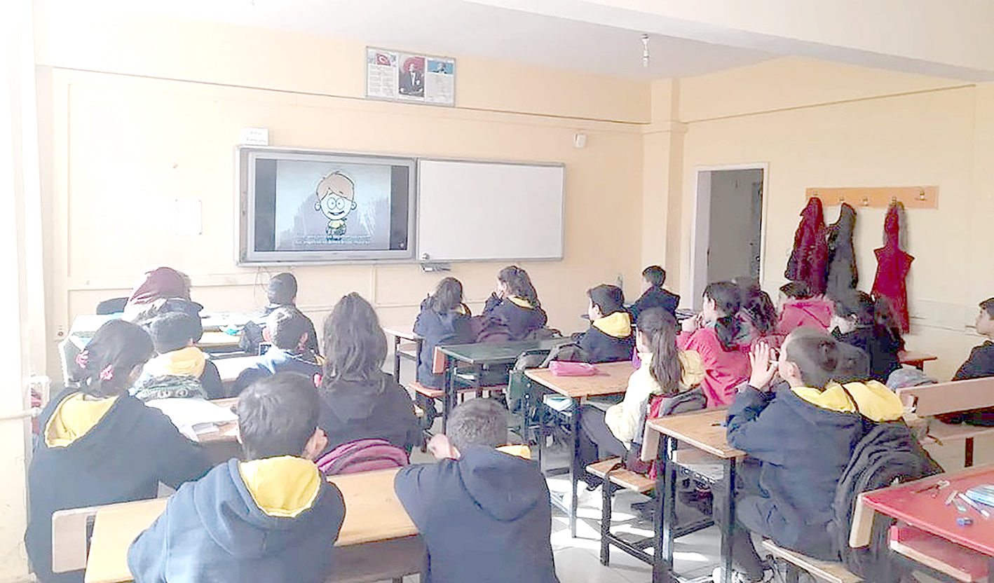 ÖĞRENCİLERE DİYABET SEMİNERİ VERİLDİ