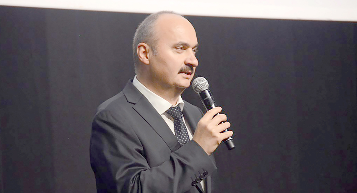 VALİ CANALP “KANDİLLER, İNANANLAR ADINA EŞSİZ BİR FIRSATTIR”