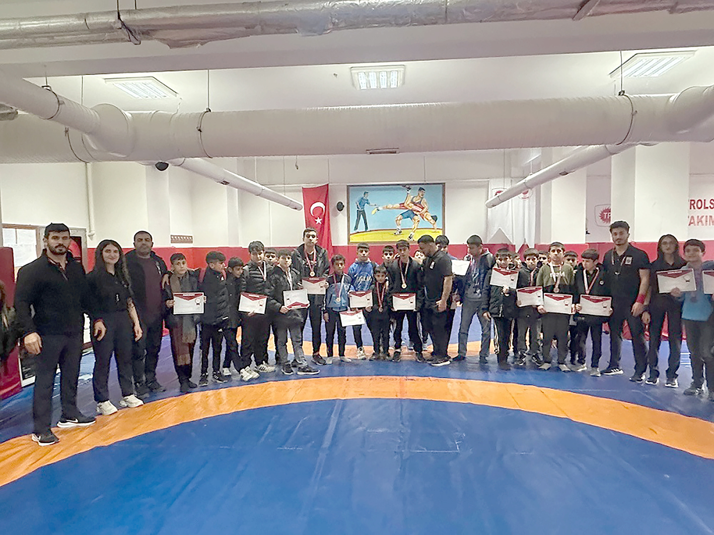 YILDIZLAR GÜREŞ İL SEÇMELERİ TAMAMLANDI