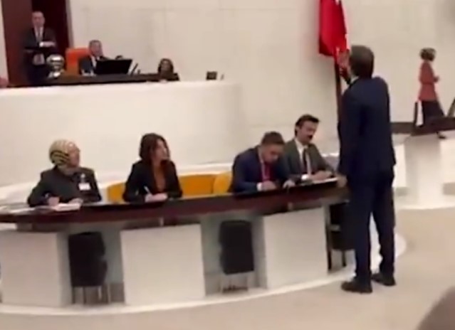 TİP MİLLETVEKİLİ CAN ATALAY’IN VEKİLLİĞİ DÜŞÜRÜLDÜ!