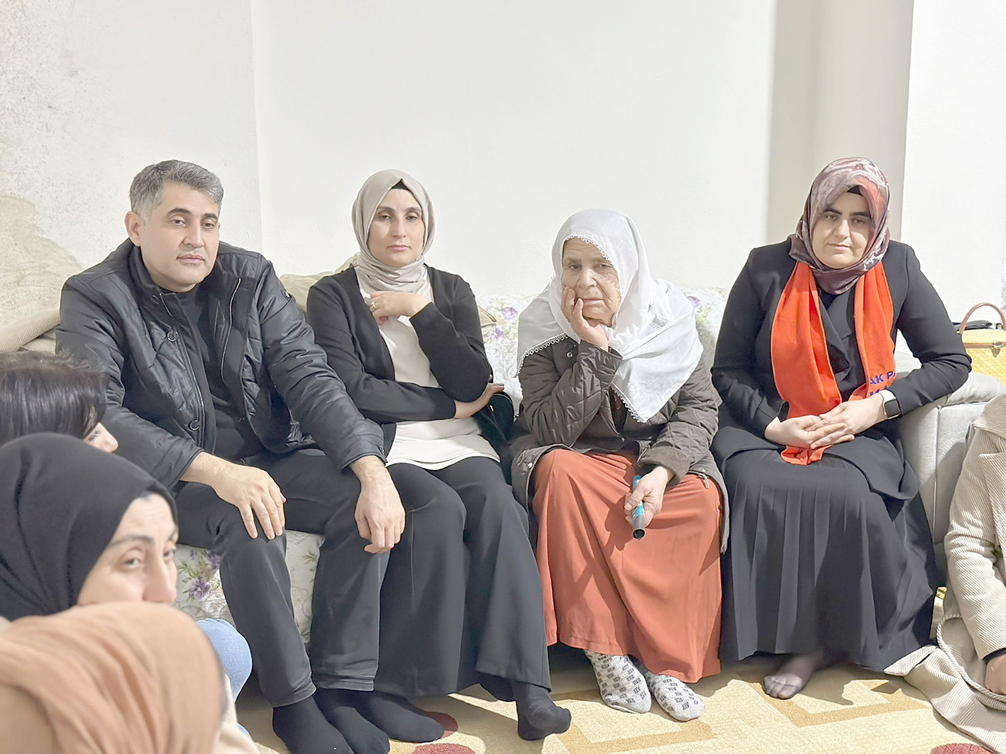 CEYLAN, KADINLARI DİNLEDİ