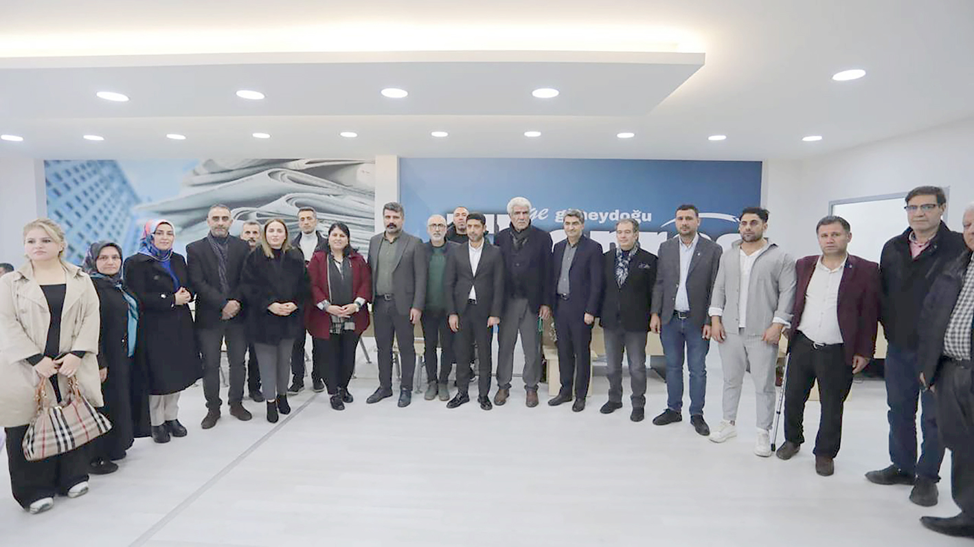 EKMEN “BU SEÇİMİN SÜRPRİZİNİ DEVA YAPACAK”