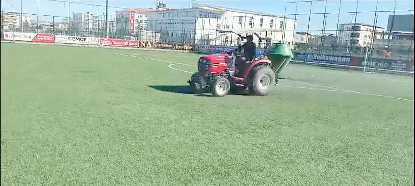 FUTBOL SAHALARINA GRANÜL