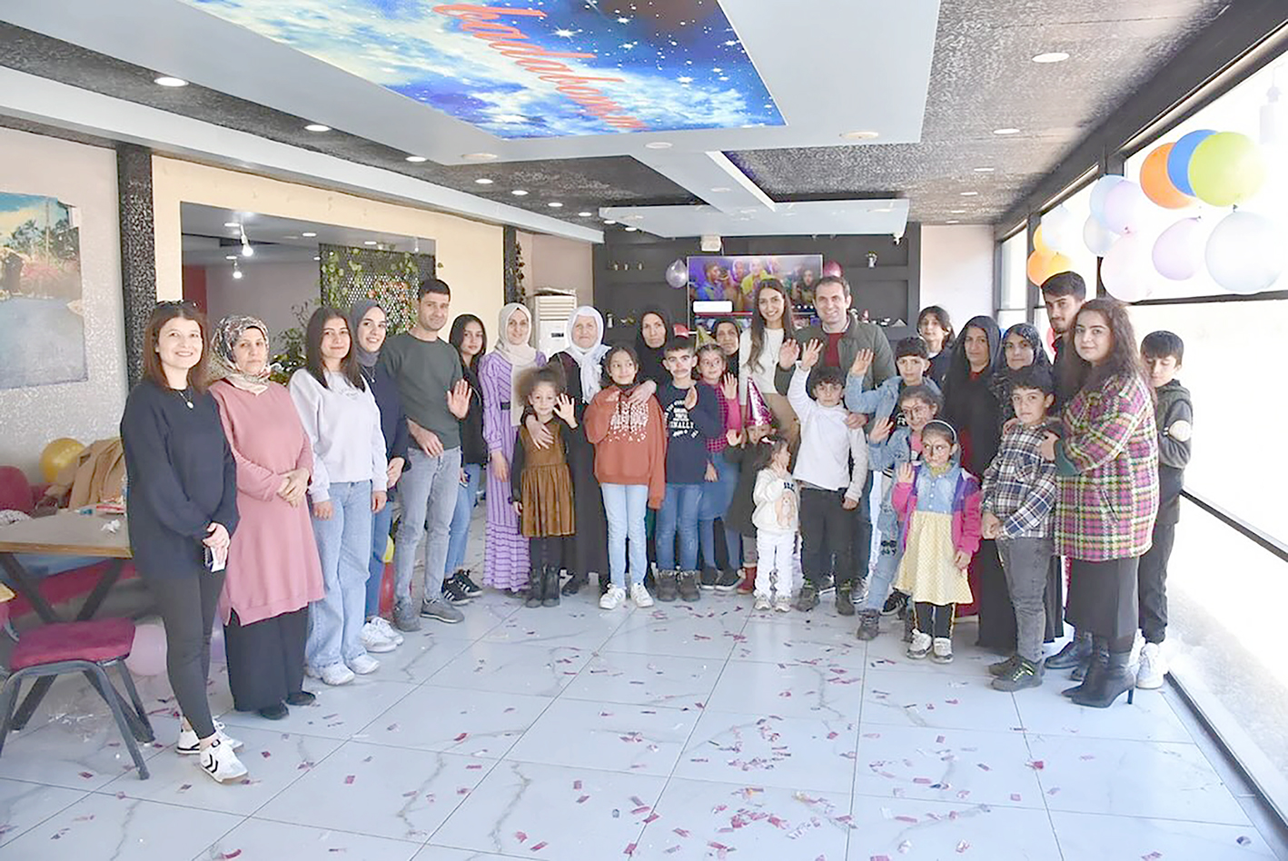 KAYMAKAM METE, ÇOCUKLARIN DOĞUM GÜNÜNE KATILDI