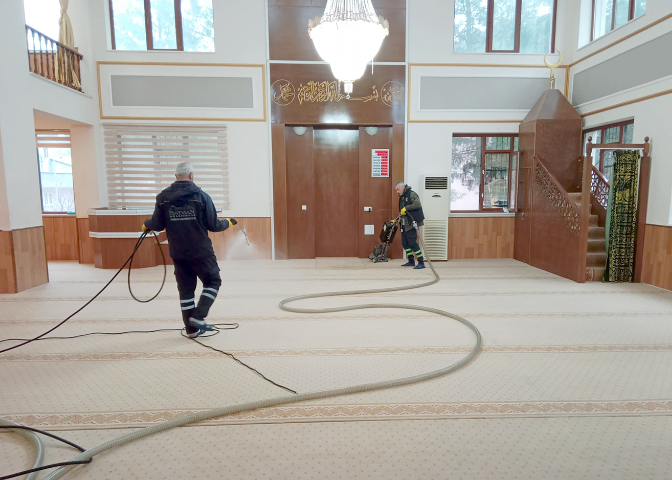 KOZLUK’UN CAMİLERİ MİS GİBİ OLDU