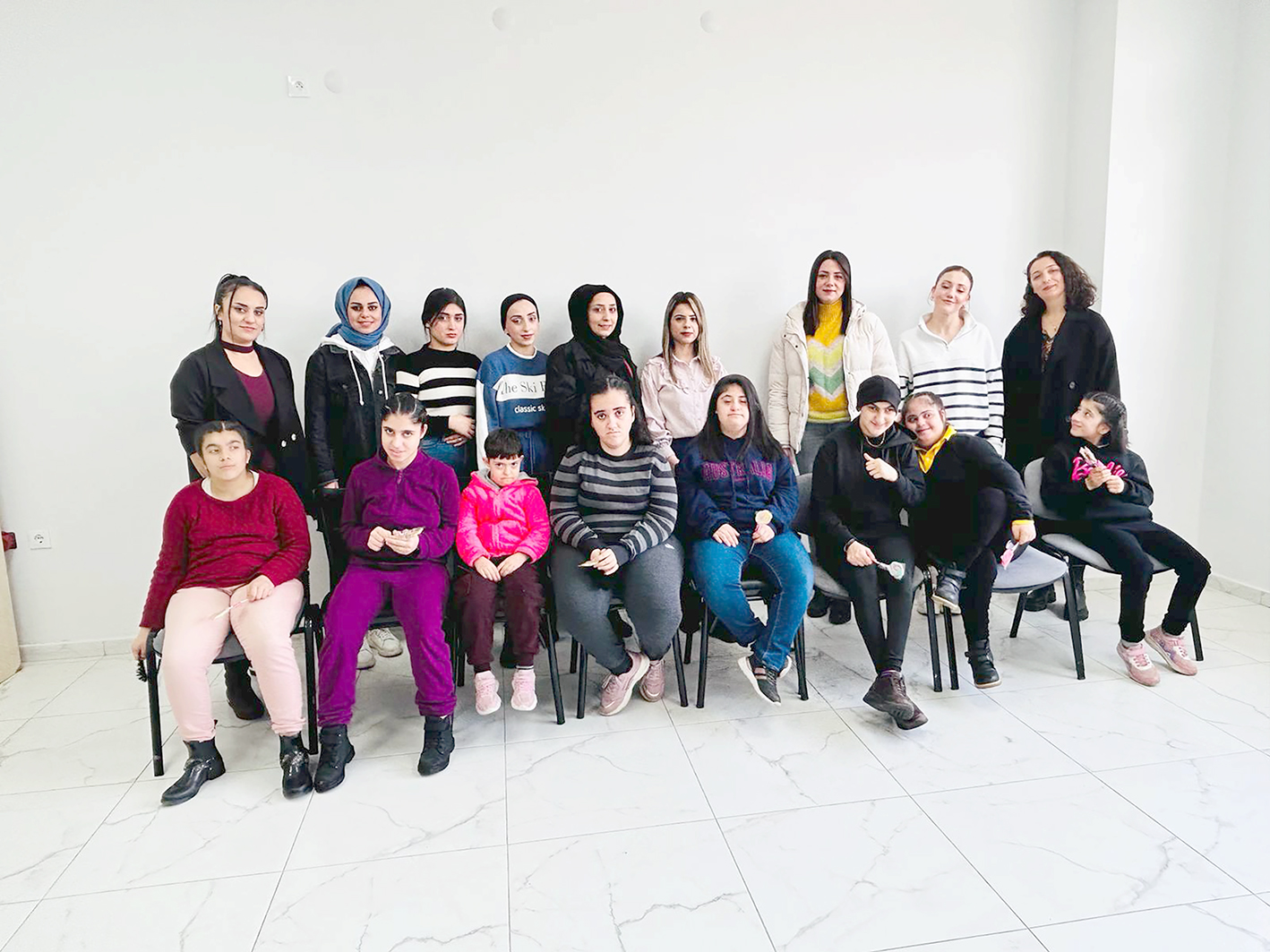 ÖZEL KIZLAR İSTEDİ, GÜZELLİKLERİNE GÜZELLİK GELDİ