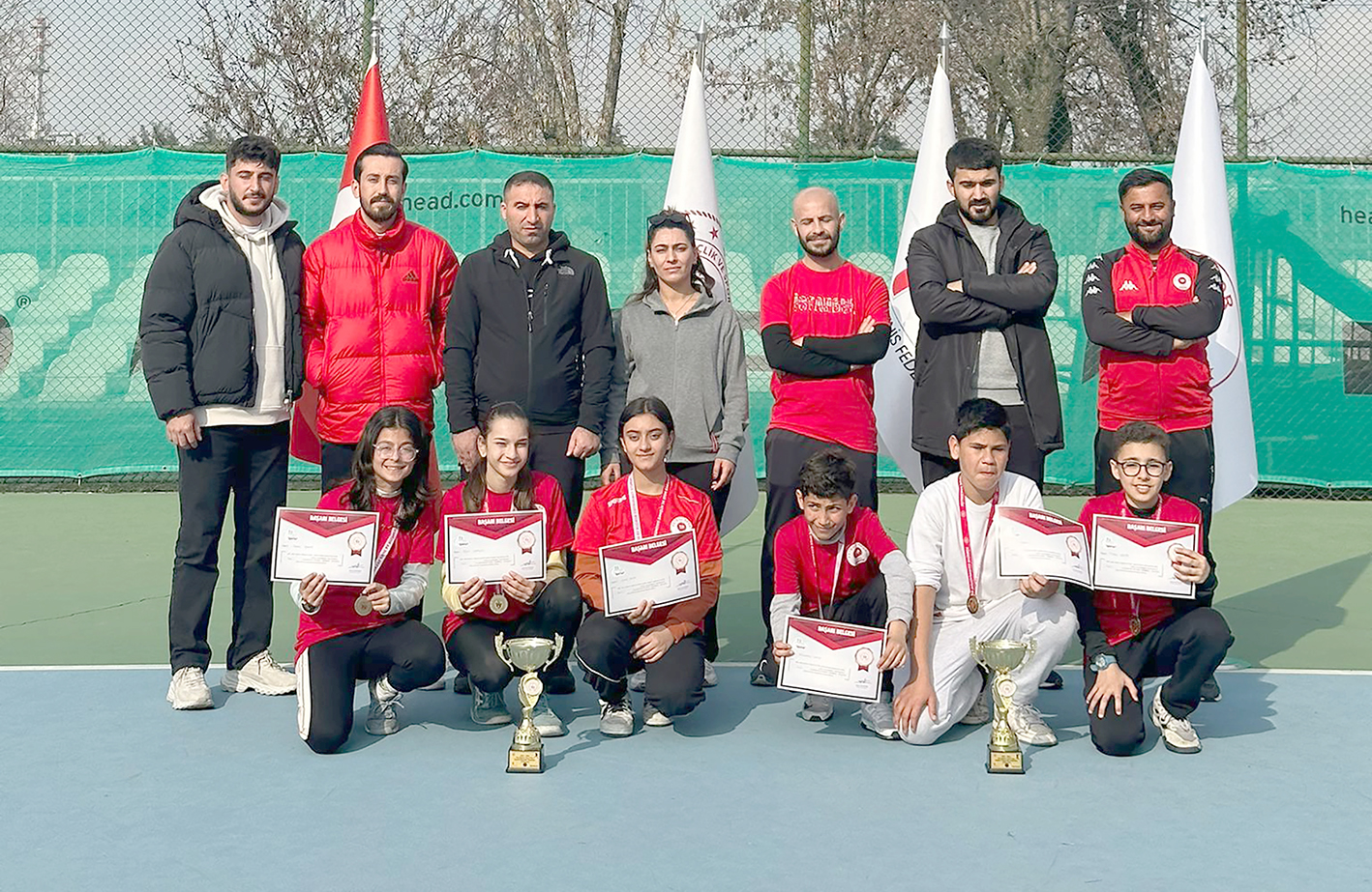 TENİSİN ŞAMPİYONLARI BELLİ OLDU