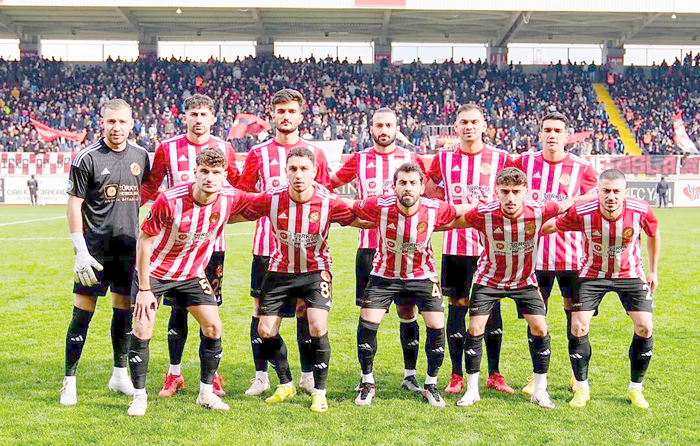 LİDER 1 PUANA RAZI OLDU