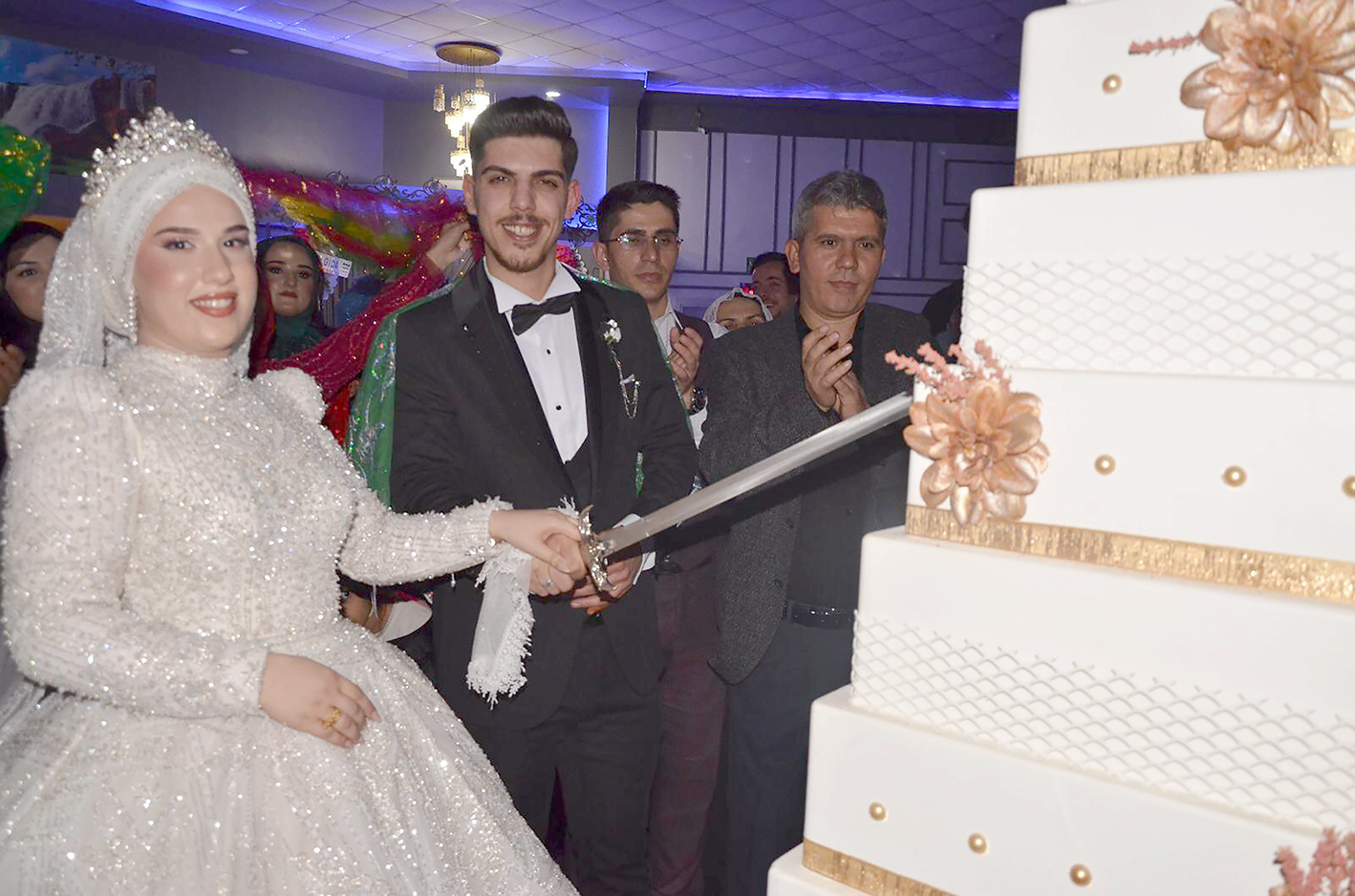 BİÇİM VE BİRKAN AİLELERİNDEN GÖRKEMLİ DÜĞÜN