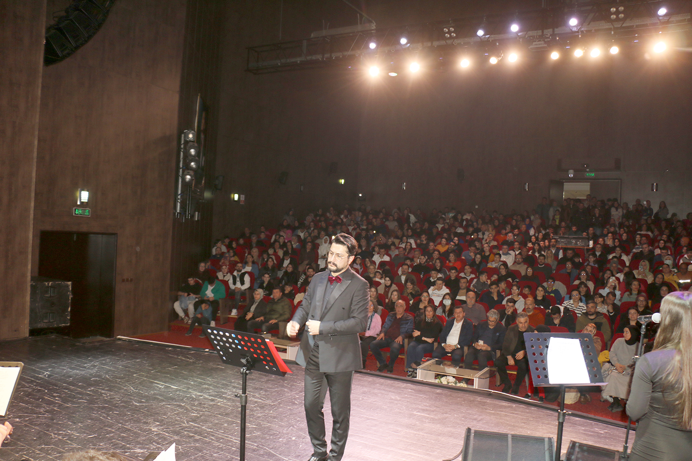BATMAN’DA ANKARA TÜRKÜLERİ SESLENDİRİLDİ