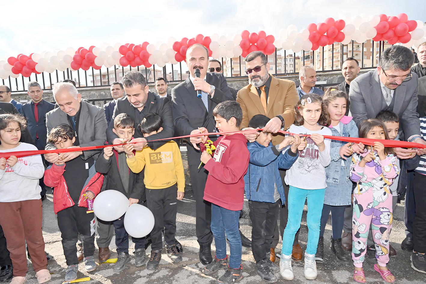 YENİ ALTGEÇİT HİZMETE AÇILDI