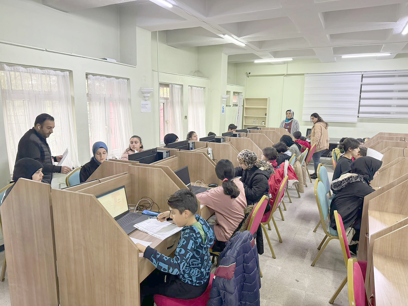 DENEYAP ATÖLYELERİNDE SINAV HEYECANI