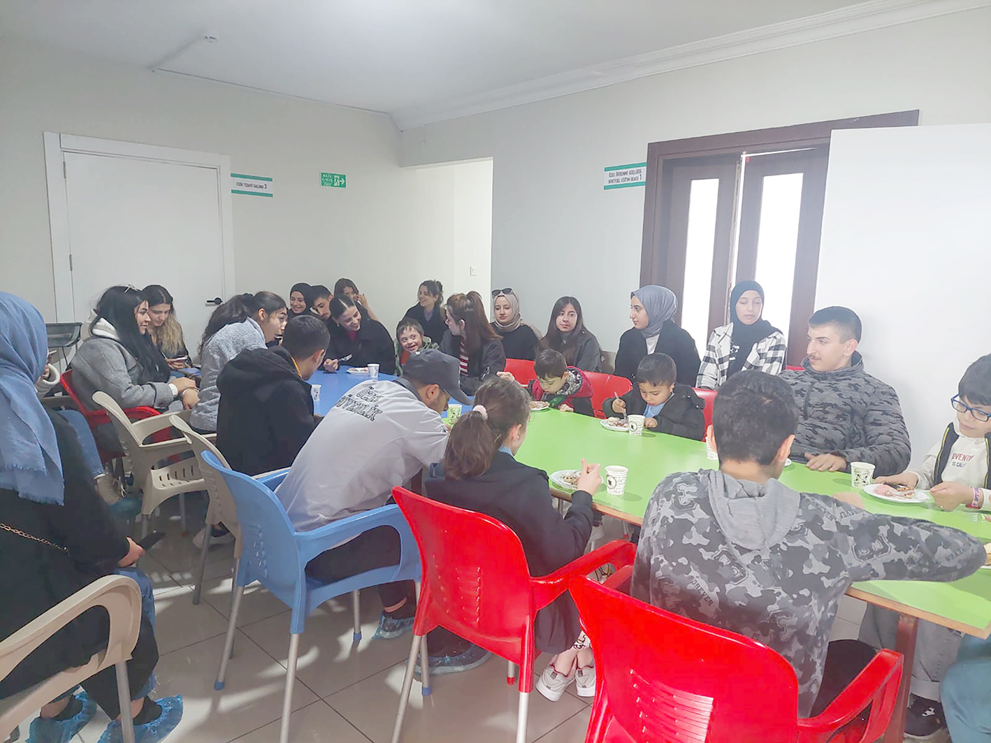 DOWN SENDROMLU ÖĞRENCİLERE ZİYARET