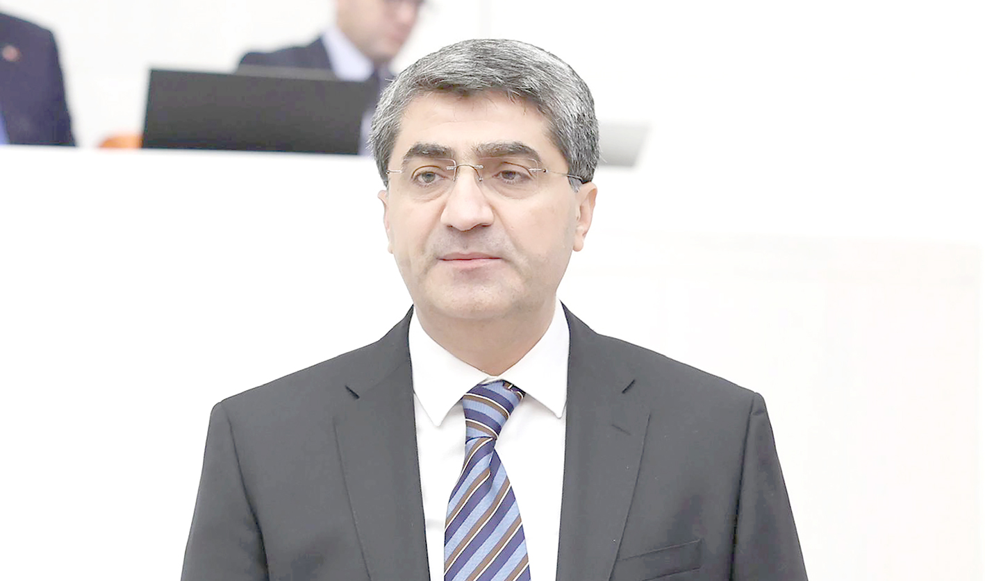 EKMEN’DEN İSTİSMAR SİYASETİNE TEPKİ