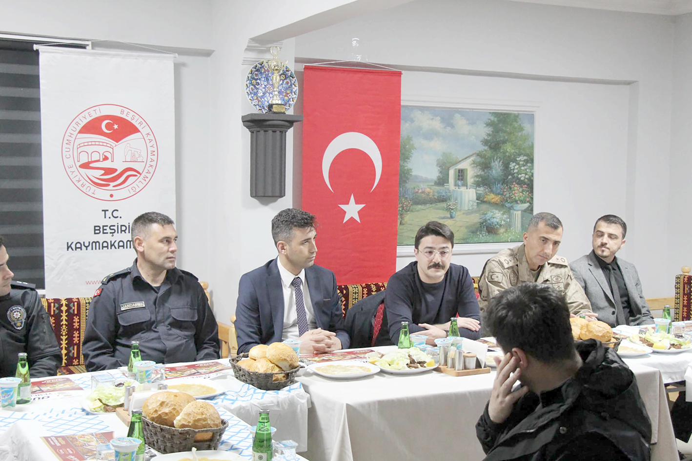 EMNİYET PERSONELİ İFTARDA AĞIRLANDI