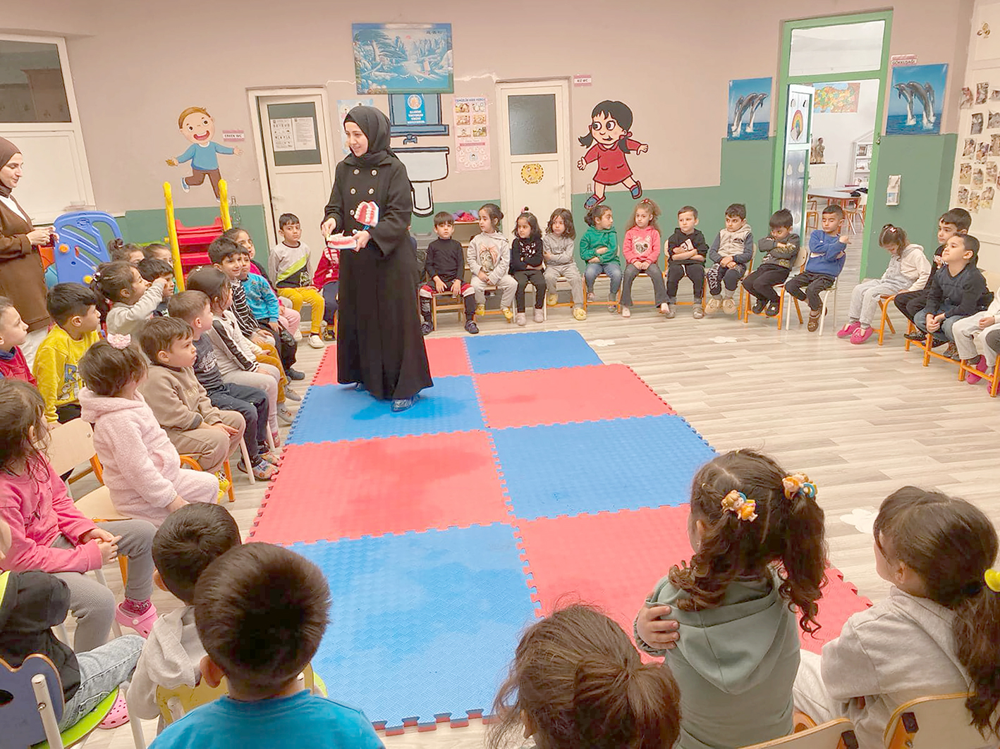 MİNİKLERE AĞIZ MUAYENESİ