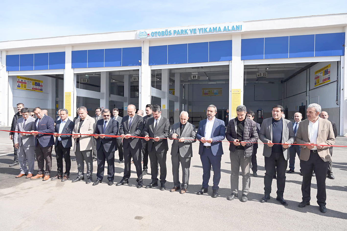 OTOBÜS PARK VE YIKAMA ALANI HİZMETE AÇILDI