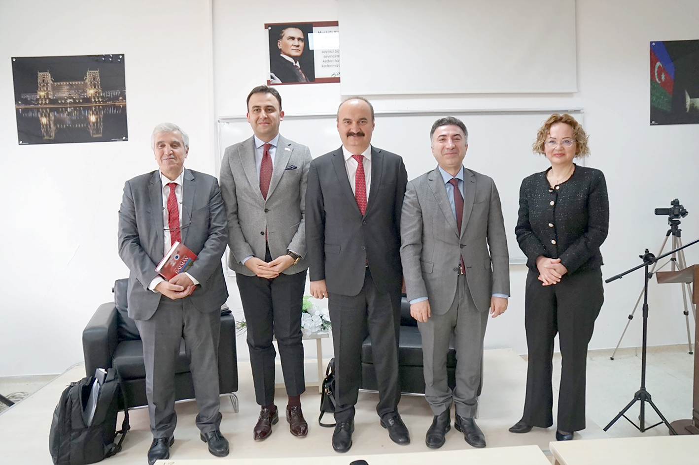 TÜRK DIŞ POLİTİKASININ EKONOMİ POLİTİĞİ PANELİ GERÇEKLEŞTİ