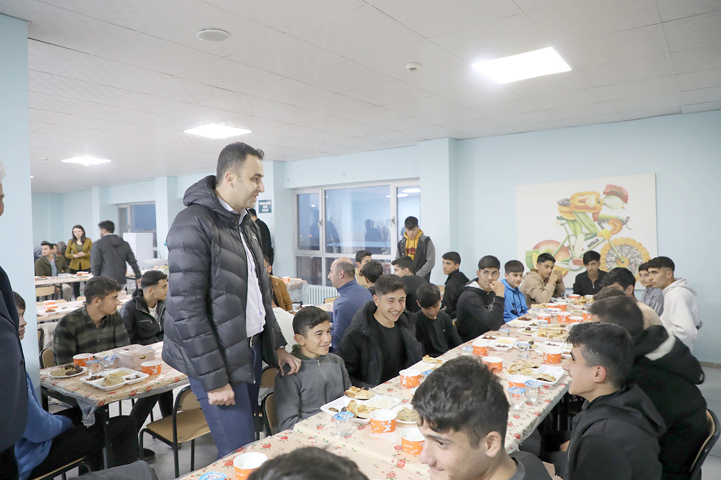 YURT ÖĞRENCİLERİNE İFTAR ZİYARETİ
