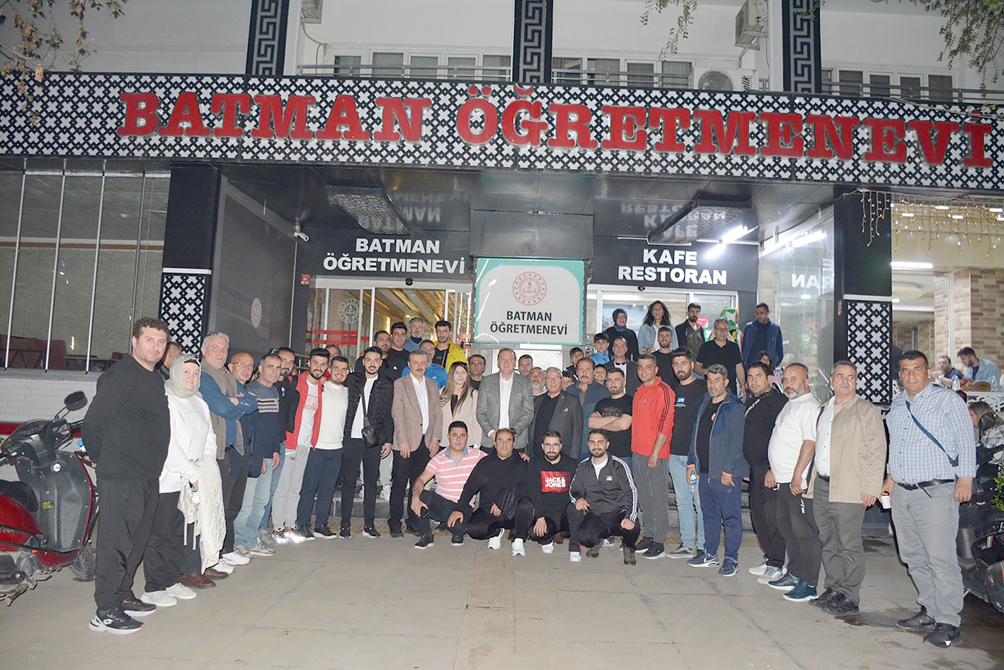 GENÇLİK, 25 İLDEN 310 TAEKWONDOCUYU AĞIRLIYOR