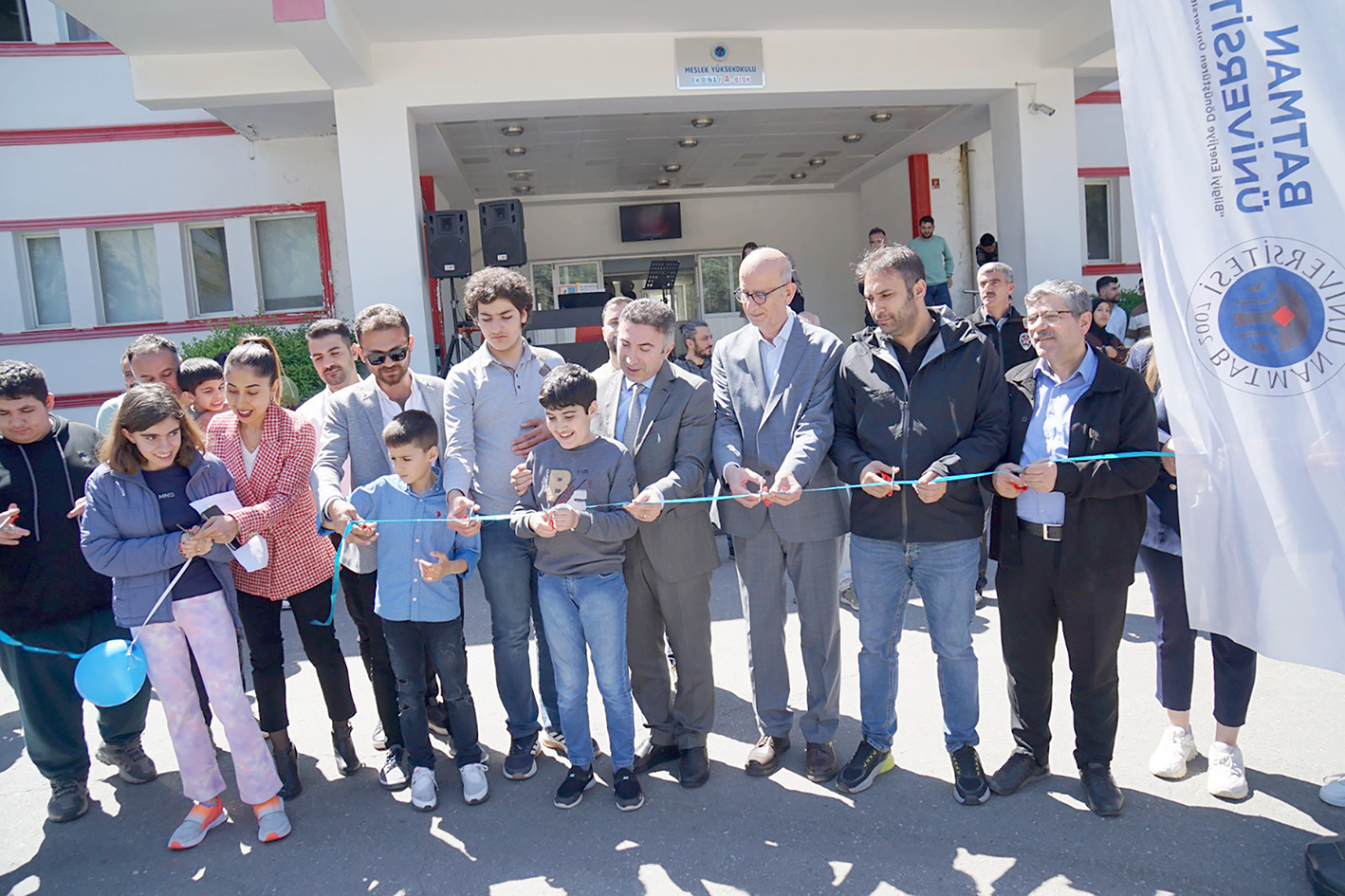 BATÜ’DEN OTİZM FARKINDALIK ETKİNLİĞİ