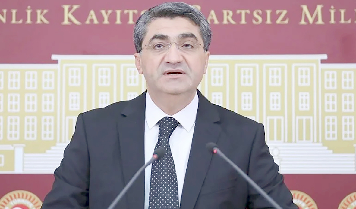 EKMEN “MEVSİMLİK TARIM İŞÇİLERİ SEZONU AÇILDI TEDBİRLERİNİZİ ALIN”