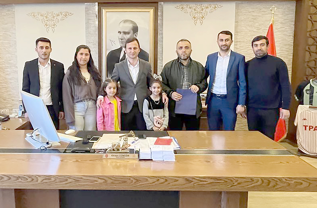 KİTAP KURTLARI ÖDÜLLENDİRİLDİ