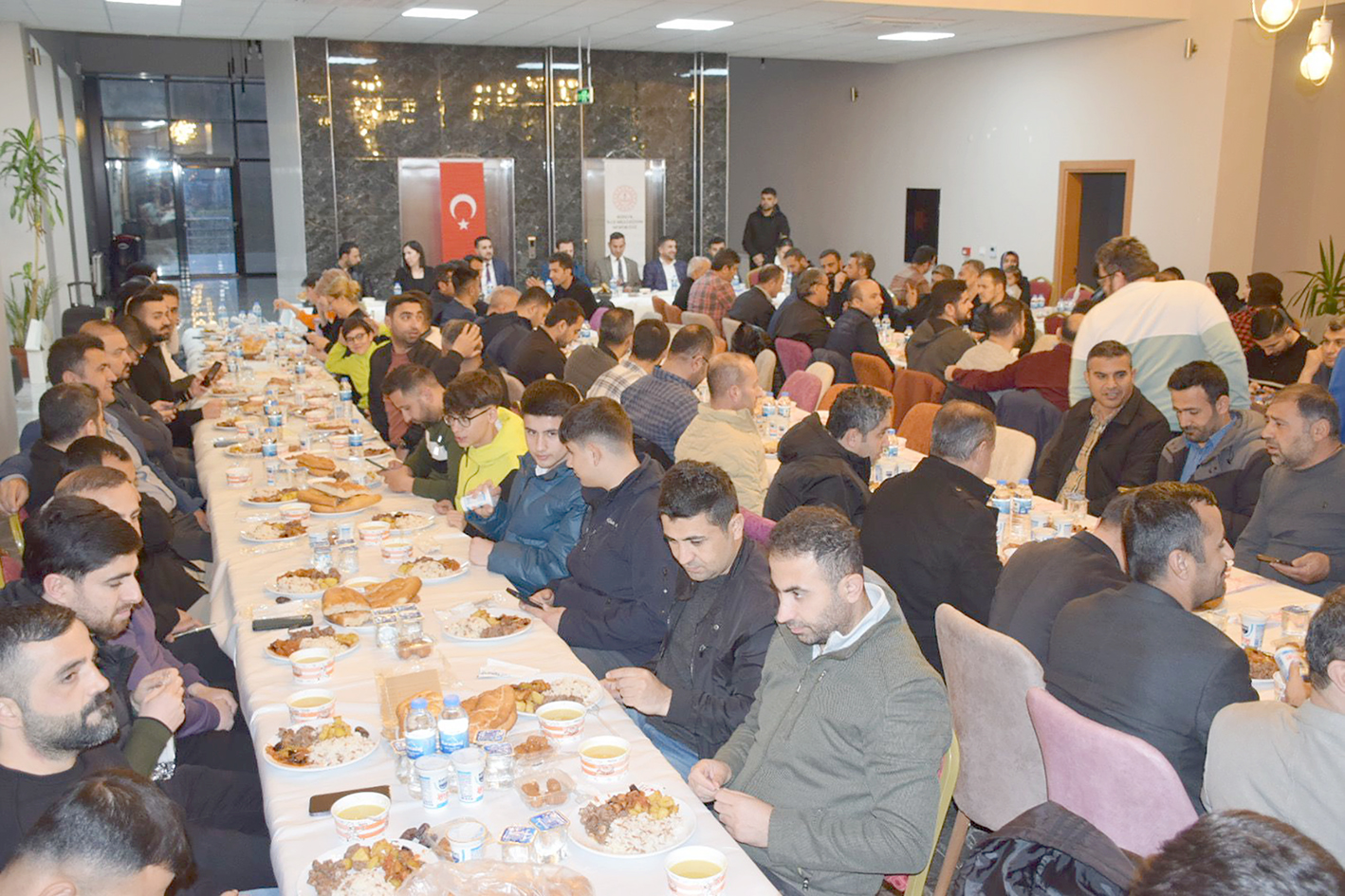 OKUL MÜDÜRLERİ İFTARDA AĞIRLANDI