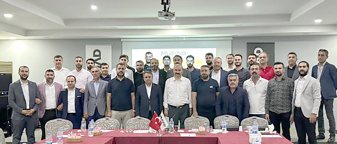 VALİ CANALP, DOST MECLİSİ TOPLANTISINA KATILDI