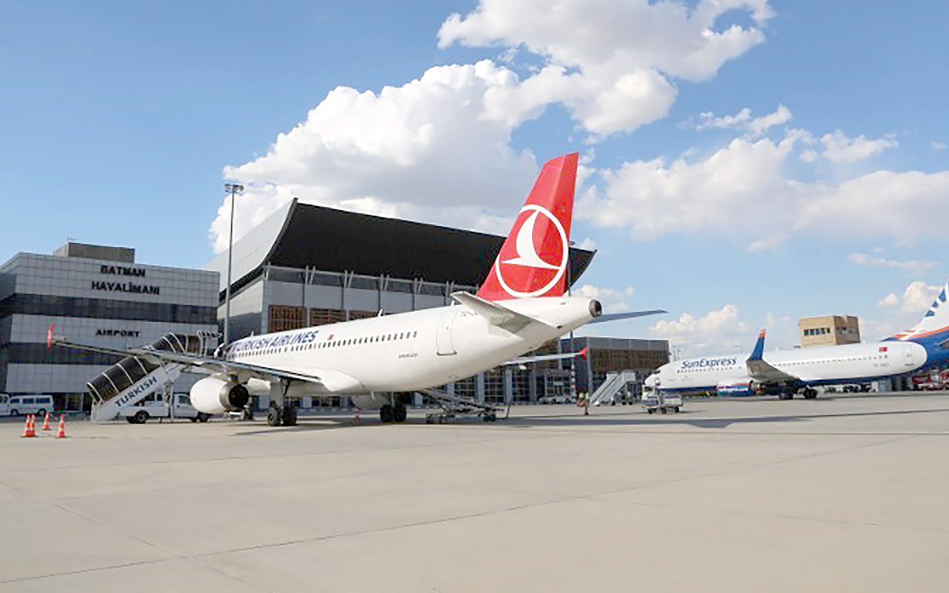 MARTTA 45 BİN KİŞİ UÇTU