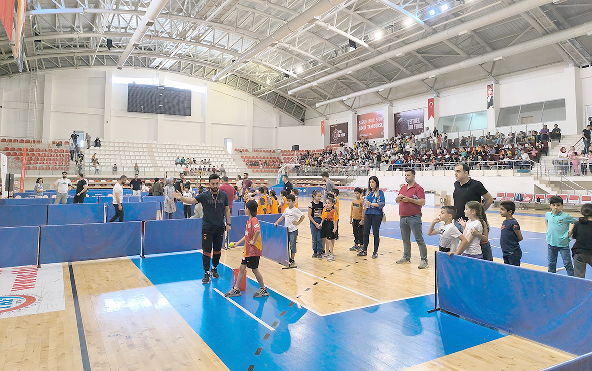 202 OKULDAN 2 BİN ÖĞRENCİ KATILDI