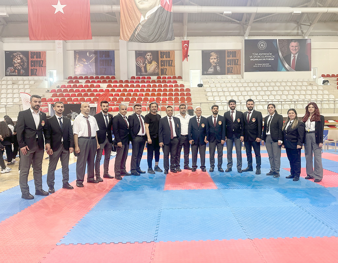 312 SPORCUYLA KARATE ŞAMPİYONASI YAPILDI