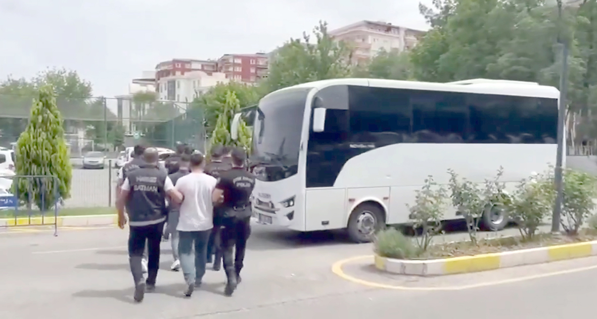 5 ZEHİR TACİRİ TUTUKLANDI