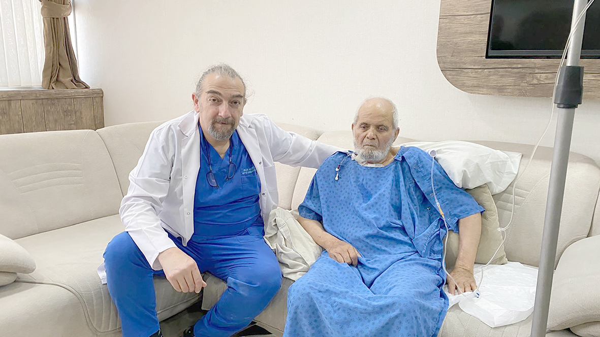 85 YAŞINDAKİ HASTAYA BY-PASS YAPILDI