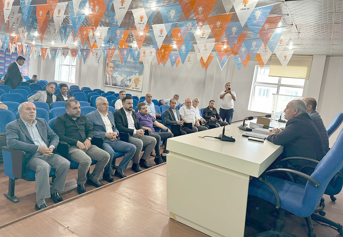 AK PARTİ’DE TEMAYÜL YOKLAMASI GERÇEKLEŞTİ