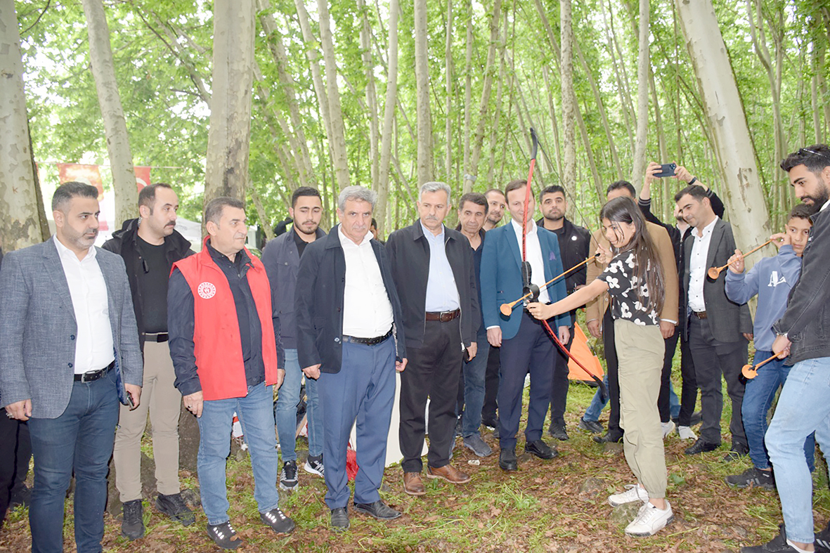 AYNGEBİRE BAHAR ŞENLİĞİ DÜZENLENDİ