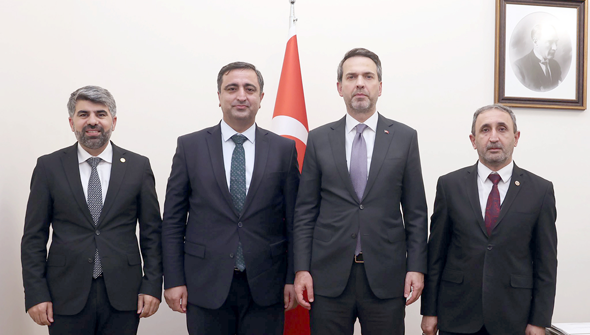 BAKAN BAYRAKTAR İLE BATMAN’I GÖRÜŞTÜLER