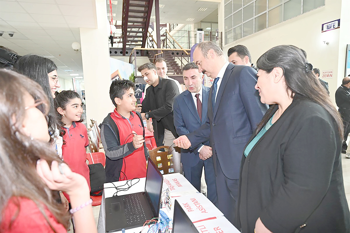 BATMAN’DA BİLİŞİM FESTİVALİ HEYECANI